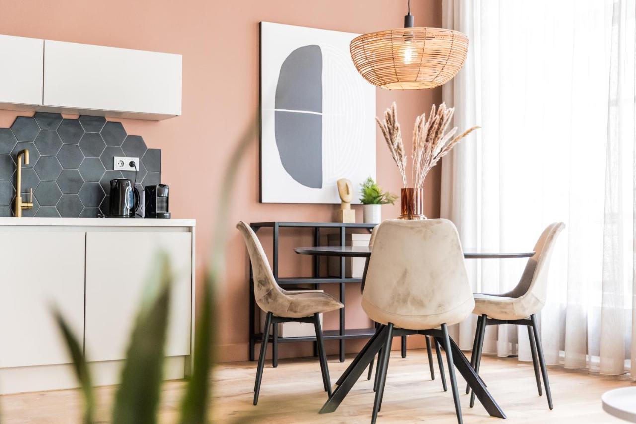 Excellent Listing 'Shiraz' Apartment กรุงเฮก ภายนอก รูปภาพ